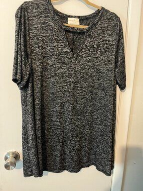 NWOT BOBBIE BROOKS TUNIC SHORT SLEEVE TOP SZ 1X